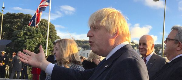 British Foreign Secretary Boris Johnson talks with officials during an official ceremony at the Pukeahu National War Memorial Park in Wellington, New Zealand. British Foreign Secretary Boris Johnson talks with officials during an official ceremony at the Pukeahu National War Memorial Park in Wellington, New Zealand. - Sputnik International