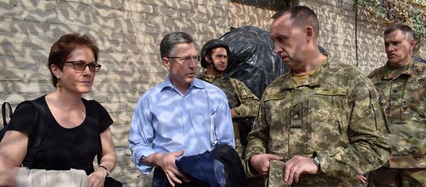US special Ukraine envoy Kurt Volker and US Ambassador to Ukraine Marie Yovanovitch in Donbass, July 23, 2017 US special Ukraine envoy Kurt Volker and US Ambassador to Ukraine Marie Yovanovitch in Donbass, July 23, 2017 - Sputnik International