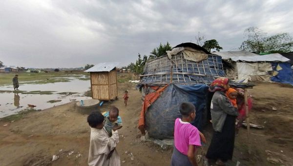 In this Friday, March 17, 2017, image made from video, people who identify themselves as Rohingya, walk at the Dar Paing camp, north of Sittwe, Rakhine state, Myanmar. More than 120,000 Rohingya were forced into camps five years ago, and their suffering may have only worsened since Nobel Peace laureate Aung San Suu Kyi rose to power in Myanmar last year. - Sputnik International