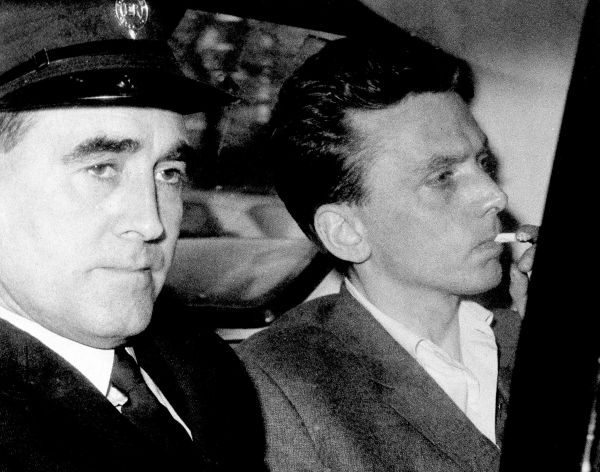 In this file photo dated Oct. 1965, Ian Brady, right, is escorted as he arrives at the courthouse in Hyde, Cheshire, England, to be convicted of the Moors murders of five children together with accomplice Myra Hindley in the Greater Manchester area of England. In this file photo dated Oct. 1965, Ian Brady, right, is escorted as he arrives at the courthouse in Hyde, Cheshire, England, to be convicted of the Moors murders of five children together with accomplice Myra Hindley in the Greater Manchester area of England. - Sputnik International