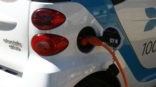 Electric Car - Sputnik International