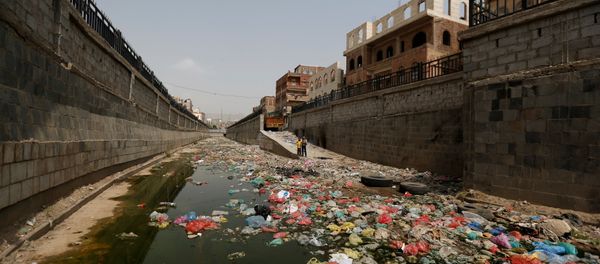 An open-air sewage channel is seen, amid a cholera outbreak, in Sanaa, Yemen, July 8, 2017. An open-air sewage channel is seen, amid a cholera outbreak, in Sanaa, Yemen, July 8, 2017. - Sputnik International