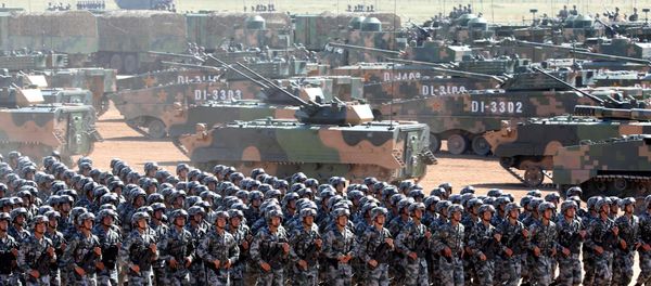 Soldiers of China's People's Liberation Army (PLA) take part in a military parade to commemorate the 90th anniversary of the foundation of the army at the Zhurihe military training base in Inner Mongolia Autonomous Region, China, July 30, 2017 - Sputnik International