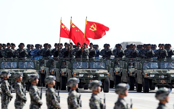 Soldiers of China's People's Liberation Army (PLA) march during a military parade to commemorate the 90th anniversary of the foundation of the army at the Zhurihe military training base in Inner Mongolia Autonomous Region, China July 30, 2017 - Sputnik International