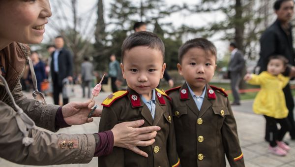 Visitors in the Central Zoo, Pyongyang - Sputnik International