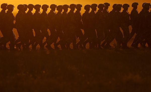 Chinese People's Liberation Army Parade Showcases 90 Years of Military Might - Sputnik International
