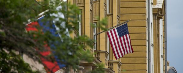 U.S. and Russian flags hung at the U.S. Embassy in Moscow, Russia, Friday, July 28, 2017 U.S. and Russian flags hung at the U.S. Embassy in Moscow, Russia, Friday, July 28, 2017 - Sputnik International