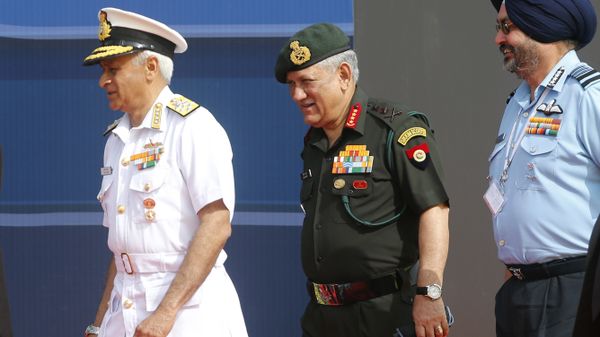 Indian Army Chief Bipin Rawat, center, Air Force Chief Birender Singh Dhanoa, right, and Navy Chief Sunil Lanba arrive at the opening ceremony of Aero India 2017 at Yelahanka air base in Bangalore, India, Tuesday, Feb. 14, 2017 Indian Army Chief Bipin Rawat, center, Air Force Chief Birender Singh Dhanoa, right, and Navy Chief Sunil Lanba arrive at the opening ceremony of Aero India 2017 at Yelahanka air base in Bangalore, India, Tuesday, Feb. 14, 2017 - Sputnik International
