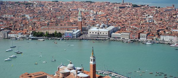 This aerial picture shows St Mark's square (front) and San Giorgio island in Venice. (File) - Sputnik International