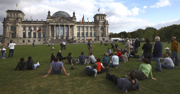 Berlin Police Taken to Task for Overlooking Fake Policewoman Claiming to Have Helped Make Arrests - Sputnik International
