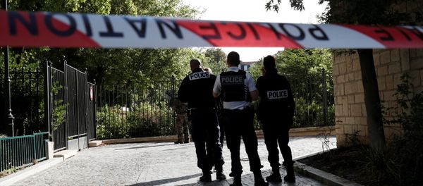 Police secure a street near the scene where French soliders were hit and injured by a vehicle in the western Paris suburb of Levallois-Perret, France, August 9, 2017 Police secure a street near the scene where French soliders were hit and injured by a vehicle in the western Paris suburb of Levallois-Perret, France, August 9, 2017 - Sputnik International