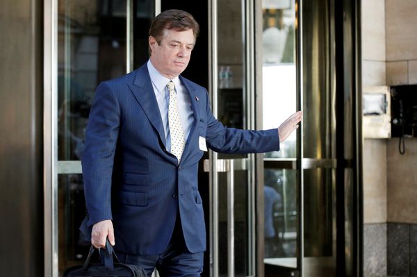 Trump Pardons Paul Manafort, Roger Stone and Jared's Father, Charles Kushner Trump Pardons Paul Manafort, Roger Stone and Jared's Father, Charles Kushner - Sputnik International