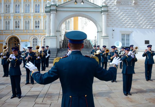 Russian Presidential Regiment's Performance at Kremlin's Walls Russian Presidential Regiment's Performance at Kremlin's Walls - Sputnik International