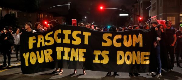 Demonstrators march in response in response to the Charlottesville, Virginia car attack on counter-protesters after the Unite the Right rally organized by white nationalists, in Oakland, California, U.S., August 12, 2017. Picture taken August 12, 2017. Demonstrators march in response in response to the Charlottesville, Virginia car attack on counter-protesters after the Unite the Right rally organized by white nationalists, in Oakland, California, U.S., August 12, 2017. Picture taken August 12, 2017. - Sputnik International