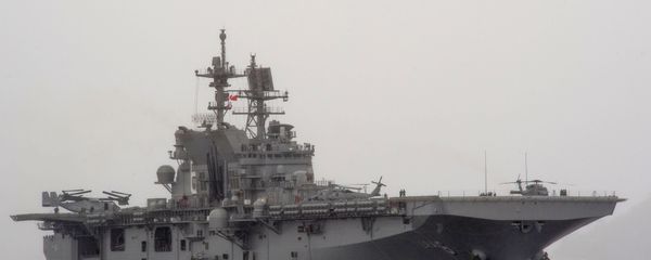 The U.S. Navy amphibious assault ship USS America (LHA-6). (File) - Sputnik International