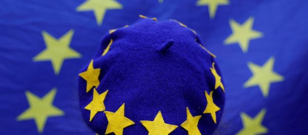 A protester wearing a Europen Union flag themed beret takes part in an anti-Brexit demonstration after Britain's Prime Minister Theresa May triggered the process by which the United Kingdom will leave the Euopean Union, in Birmingham, Britain March 29, 2017. A protester wearing a Europen Union flag themed beret takes part in an anti-Brexit demonstration after Britain's Prime Minister Theresa May triggered the process by which the United Kingdom will leave the Euopean Union, in Birmingham, Britain March 29, 2017. - Sputnik International