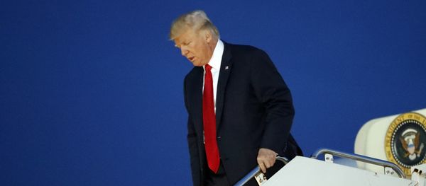 President Donald Trump walks from Air Force One at JFK International Airport in New York, Monday, Aug. 14, 2017. Trump is returning to his midtown Manhattan apartment for first time since taking office. - Sputnik International