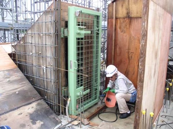 Fallout shelter being constructed by Oribe Seiki Seisakusho - Sputnik International
