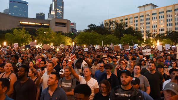People attend a Dallas Against White Supremacy rally at City Hall Plaza in Dallas, Texas, U.S. August 19, 2017. People attend a Dallas Against White Supremacy rally at City Hall Plaza in Dallas, Texas, U.S. August 19, 2017. - Sputnik International