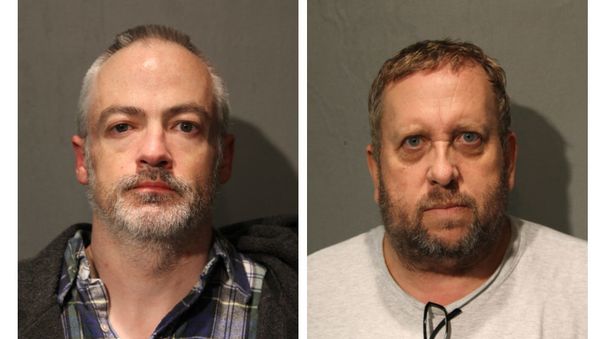 These booking photos provided by the Chicago Police Department show Wyndham Lathem, left, and Andrew Warren on Saturday, Aug. 19, 2017. - Sputnik International