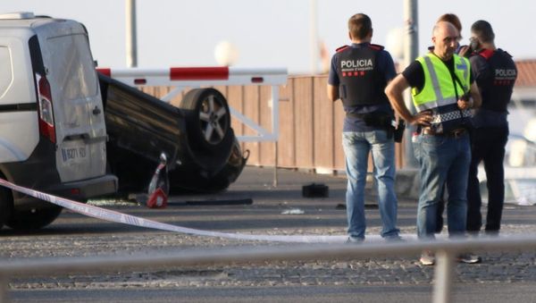 Police investigate at the scene of an attack in Cambrils, south of Barcelona, Spain Police investigate at the scene of an attack in Cambrils, south of Barcelona, Spain - Sputnik International