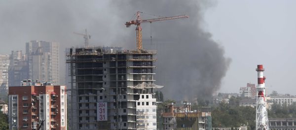 Smoke rises from residential buildings on fire in Rostov-on-Don, Russia August 21, 2017. Smoke rises from residential buildings on fire in Rostov-on-Don, Russia August 21, 2017. - Sputnik International