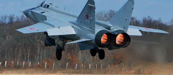 The Mikoyan MIG-31, a supersonic all-weather long-range interceptor jet The Mikoyan MIG-31, a supersonic all-weather long-range interceptor jet - Sputnik International
