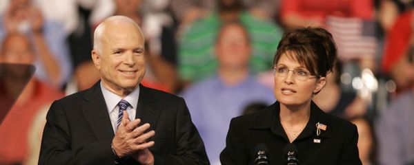 Republican Alaska Gov. Sarah Palin, right, delivers a speech as Republican presidential candidate, Sen. John McCain, R-Ariz., introduces her as his vice presidential running mate at Wright State University's Ervin J. Nutter Center in Dayton, Ohio. (File) - Sputnik International