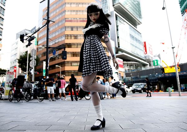 Beyond Human Beauty: Japanese 'Living Doll' Becomes a Fashion Model Beyond Human Beauty: Japanese 'Living Doll' Becomes a Fashion Model - Sputnik International