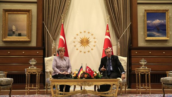 German Chancellor Angela Merkel, left, and Turkish President Recep Tayyip Erdogan give a press statement after a meeting in Ankara, Turkey (File) German Chancellor Angela Merkel, left, and Turkish President Recep Tayyip Erdogan give a press statement after a meeting in Ankara, Turkey (File) - Sputnik International