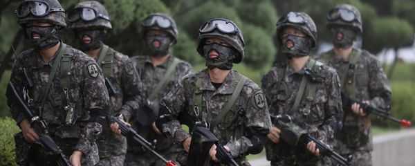South Korean army soldiers walk after an anti-terror drill as a part of Ulchi Freedom Guardian exercise at National Assembly in Seoul, South Korea, Wednesday, Aug. 23, 2017 South Korean army soldiers walk after an anti-terror drill as a part of Ulchi Freedom Guardian exercise at National Assembly in Seoul, South Korea, Wednesday, Aug. 23, 2017 - Sputnik International