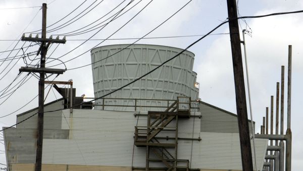 Water cooling tower at Motiva's Port Arthur, Texas refinery. (File) Water cooling tower at Motiva's Port Arthur, Texas refinery. (File) - Sputnik International