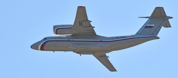 An An-72 military cargo aircraft flies during an air parade at the Forsazh 2017 aviation festival marking the 105th anniversary of the Russian Air Force - Sputnik International