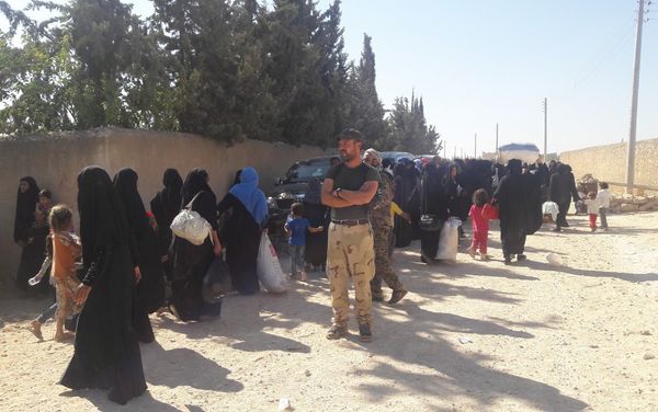 Refugees from Raqqa - Sputnik International