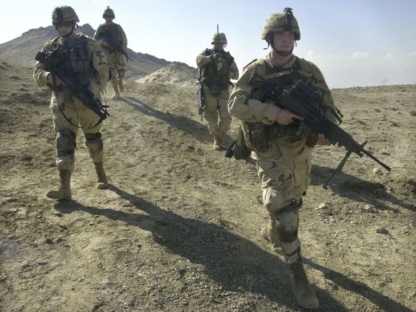 U.S. soldiers patrol the perimeter of a weapons cache four miles of the US military base in Bagram, Afghanistan (File) U.S. soldiers patrol the perimeter of a weapons cache four miles of the US military base in Bagram, Afghanistan (File) - Sputnik International