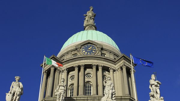 The Irish Flag flys alongside the European Union flag outside the Customs Building, Dublin , Ireland (File) - Sputnik International