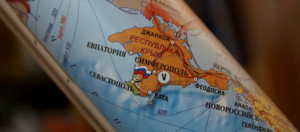 A rolled-up political map of Europe. Such maps showing Crimea as part of the Russian Federation are now on sale in Simferopol - Sputnik International