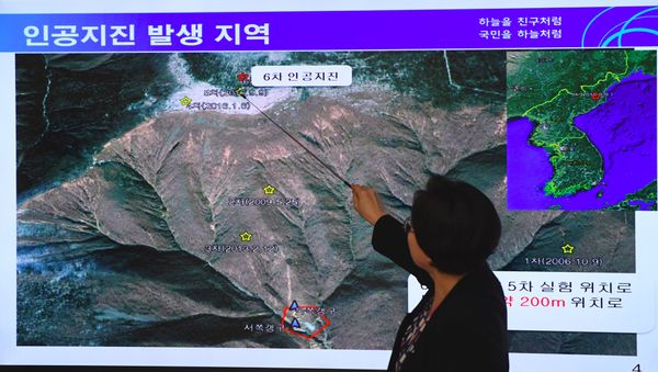 Lee Mi-Seon, a director of the National Earthquake and Volcano Center, shows a map of a North Korean location during a briefing about the artificial earthquake in North Korea, at the Korea Meteorological Administration in Seoul on September 3, 2017 Lee Mi-Seon, a director of the National Earthquake and Volcano Center, shows a map of a North Korean location during a briefing about the artificial earthquake in North Korea, at the Korea Meteorological Administration in Seoul on September 3, 2017 - Sputnik International