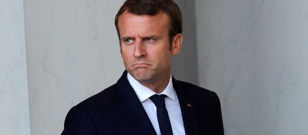 French President Emmanuel Macron walks back to his office after a meeting with guests at the Elysee Palace in Paris, France, August 31, 2017 French President Emmanuel Macron walks back to his office after a meeting with guests at the Elysee Palace in Paris, France, August 31, 2017 - Sputnik International
