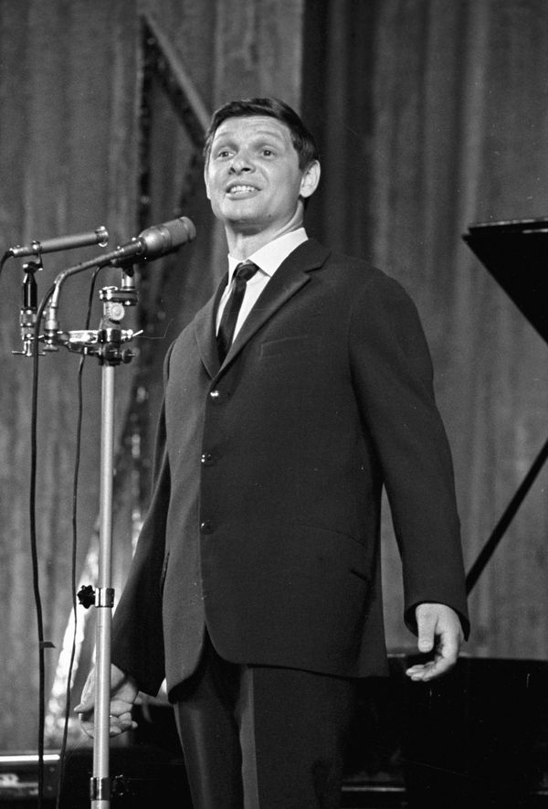 Singer Eduard Khil Singer Eduard Khil - Sputnik International