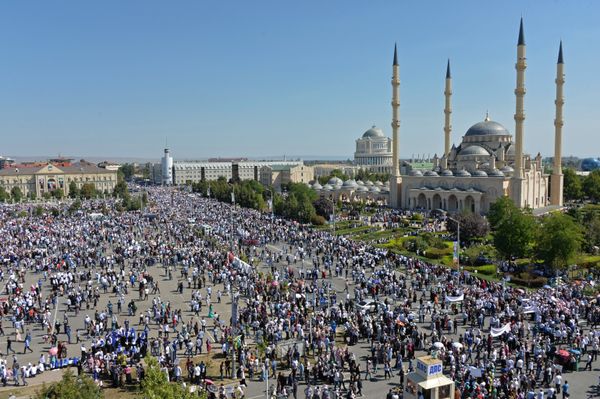 Grozny rally supporting Rohingya Muslims - Sputnik International
