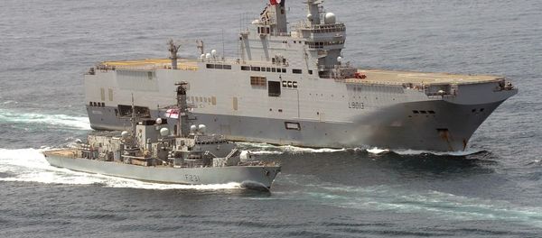 HMS Argyll with the French Ship FS Mistral HMS Argyll with the French Ship FS Mistral - Sputnik International
