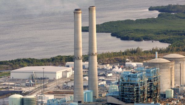 FILE- In this Feb. 26, 2009 file photo, the Turkey Point nuclear plant south of Miami is shown. FILE- In this Feb. 26, 2009 file photo, the Turkey Point nuclear plant south of Miami is shown. - Sputnik International