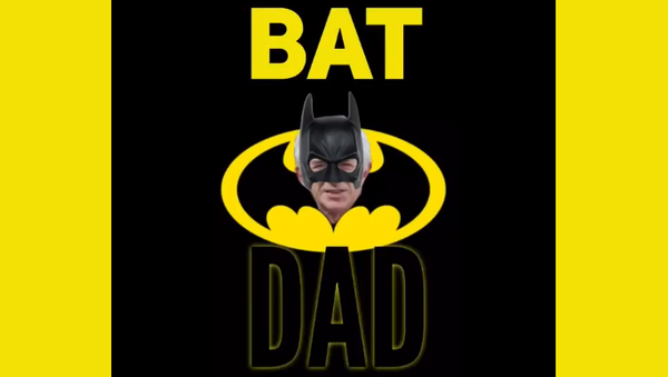 Holy Pests! ‘Bat Dad’ Saves Family (Eventually) From Winged Terror - Sputnik International