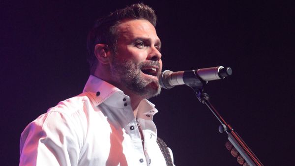 Troy Gentry - Sputnik International