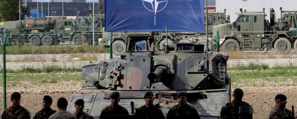 NATO eFP battle group soldiers wait for NATO Secretary General Jens Stoltenberg visit in Tapa military base, Estonia September 6, 2017 - Sputnik International