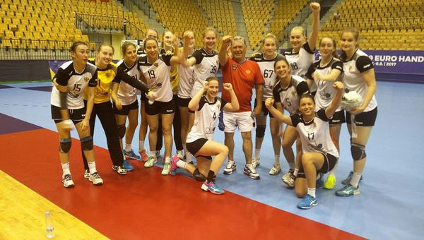 Handball U19 women's national team of Russia Handball U19 women's national team of Russia - Sputnik International