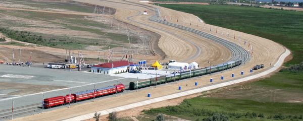 Train operation starting on the Yandyki-Olya railroad stretch, crossing the Astrakhan Region. It is part of the North-South transnational transport corridor, which will link Russia with Iran, India and Southeast Asia (File) - Sputnik International