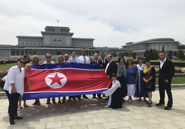 A group of Serbian tourists in North Korea - Sputnik International