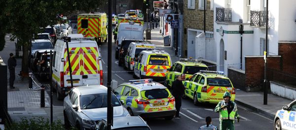 Police vehicles line the street near Parsons Green tube station in London, Britain September 15, 2017 Police vehicles line the street near Parsons Green tube station in London, Britain September 15, 2017 - Sputnik International